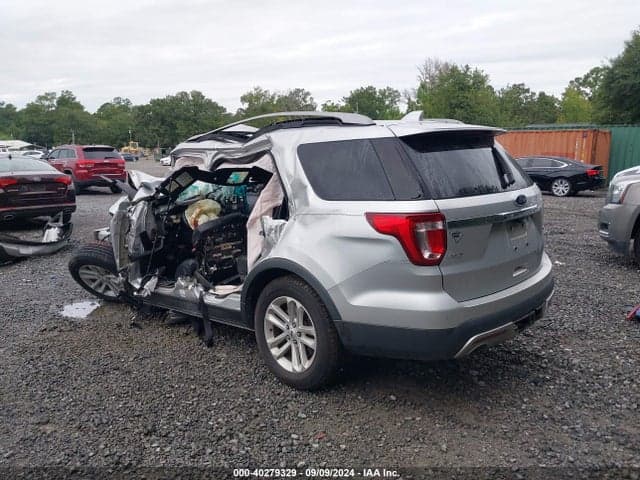 2017 FORD EXPLORER XLT 3