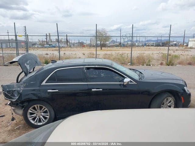 2017 CHRYSLER 300C 14