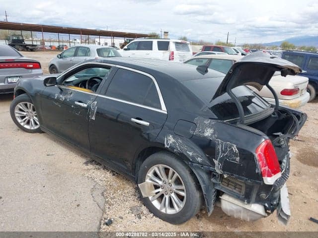 2017 CHRYSLER 300C 3
