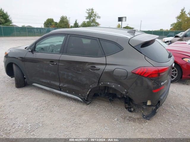 2019 HYUNDAI TUCSON SEL 3