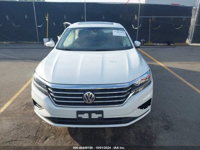 2022 VOLKSWAGEN PASSAT 2.0T SE 11