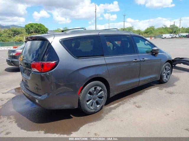 2019 CHRYSLER PACIFICA HYBRID TOURING L 4