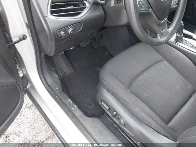 2019 CHEVROLET MALIBU LT 6