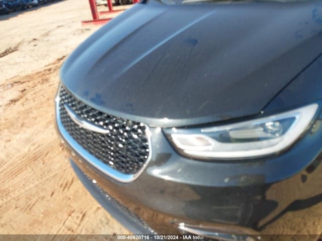 2023 CHRYSLER PACIFICA HYBRID LIMITED 6
