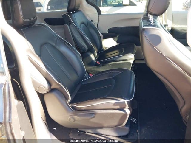 2023 CHRYSLER PACIFICA HYBRID LIMITED 8