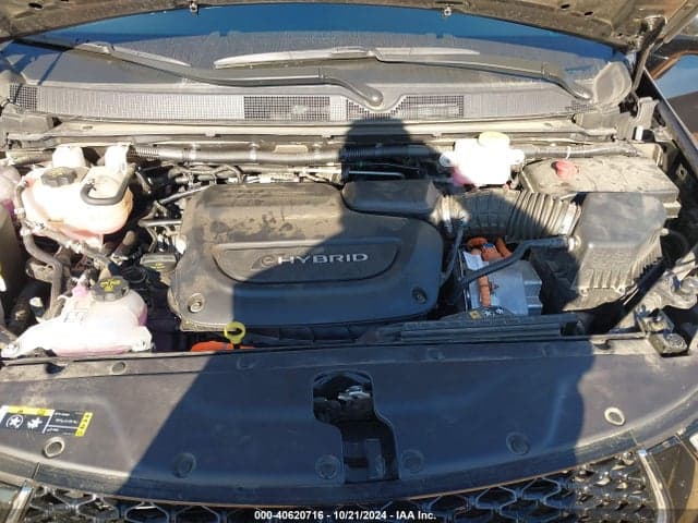 2023 CHRYSLER PACIFICA HYBRID LIMITED 10