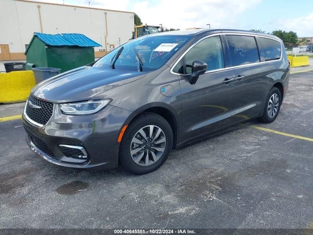 2023 CHRYSLER PACIFICA HYBRID TOURING L 2