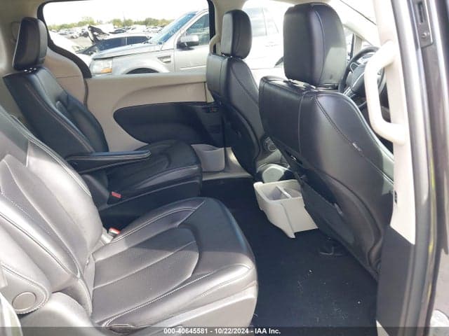 2023 CHRYSLER PACIFICA HYBRID TOURING L 8
