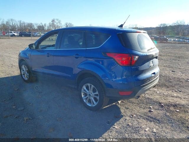2019 FORD ESCAPE SE 3