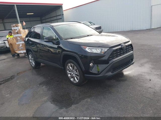 2020 TOYOTA RAV4 XLE PREMIUM 1