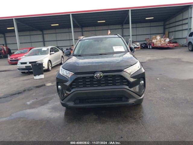 2020 TOYOTA RAV4 XLE PREMIUM 12