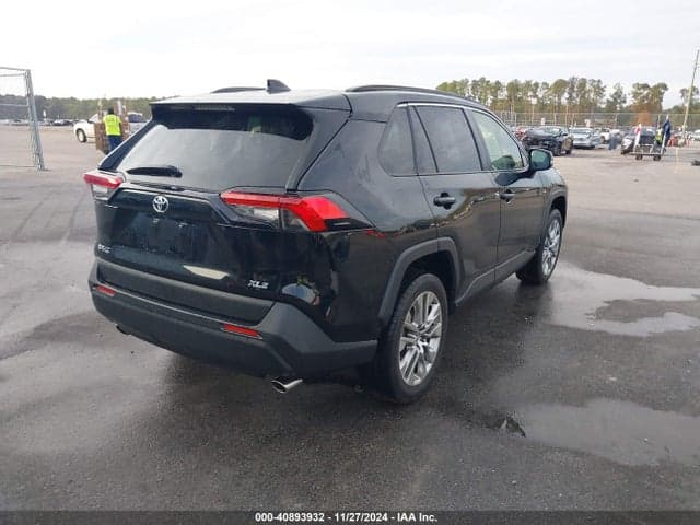 2020 TOYOTA RAV4 XLE PREMIUM 4