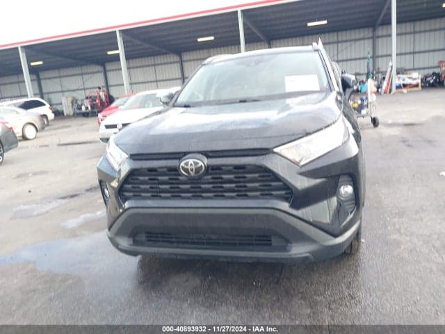 2020 TOYOTA RAV4 XLE PREMIUM 6