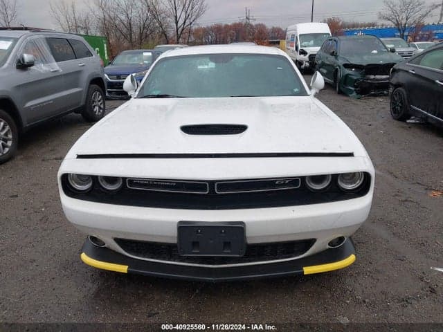 2022 DODGE CHALLENGER GT AWD 11
