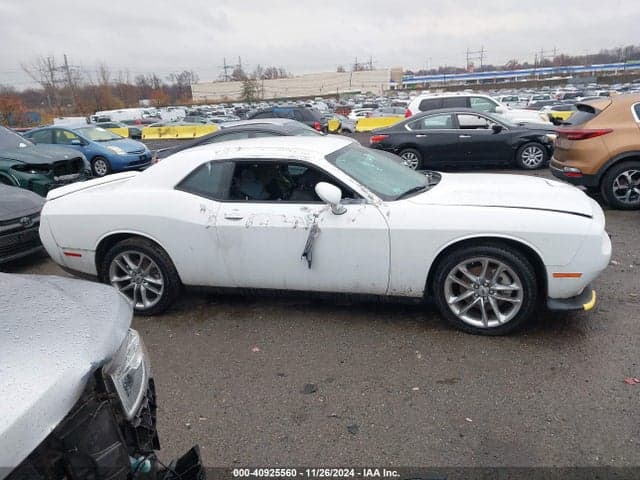 2022 DODGE CHALLENGER GT AWD 12