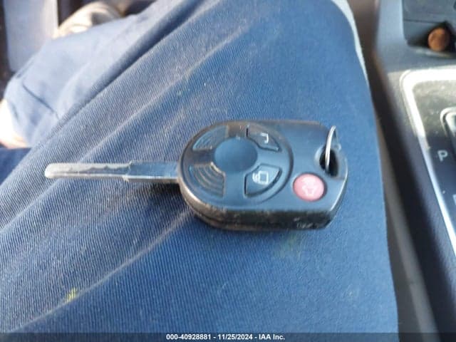 2017 FORD ESCAPE SE 11
