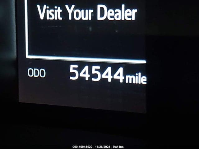 2022 TOYOTA 4RUNNER SR5 16