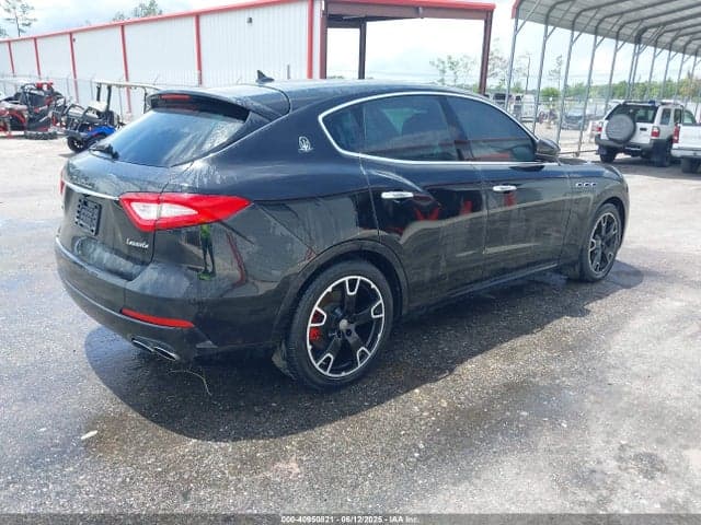 2019 MASERATI LEVANTE 4
