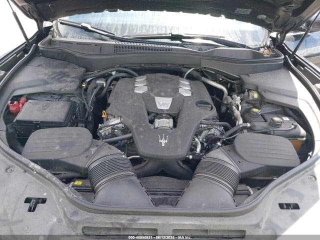 2019 MASERATI LEVANTE 10