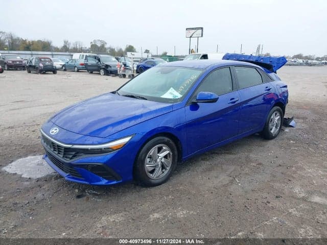 2024 HYUNDAI ELANTRA SE 2