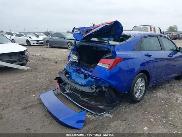 2024 HYUNDAI ELANTRA SE 6