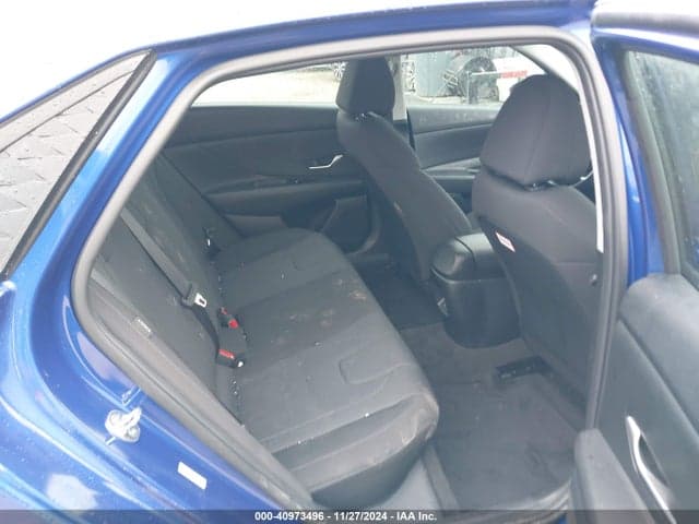 2024 HYUNDAI ELANTRA SE 8