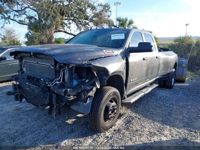 2021 RAM 3500 TRADESMAN 4X4 8' BOX 2