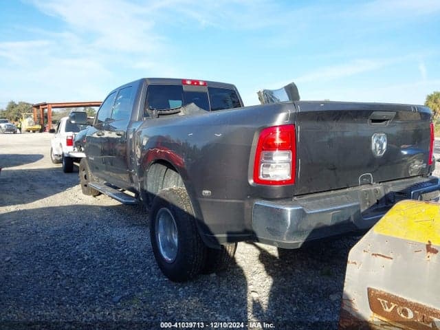 2021 RAM 3500 TRADESMAN 4X4 8' BOX 3