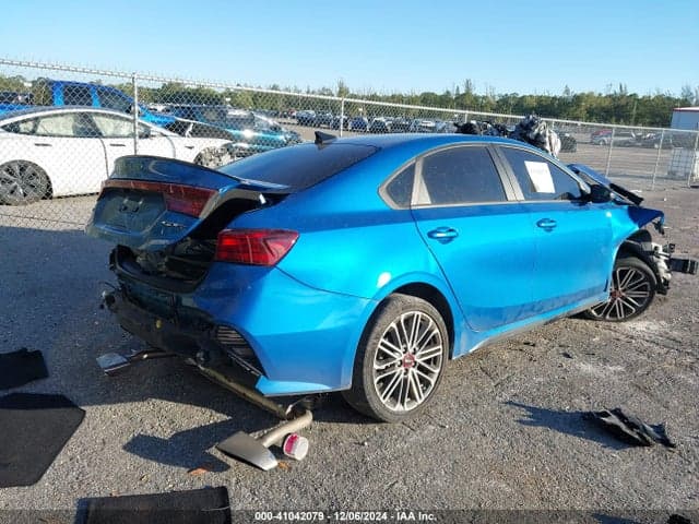 2022 KIA FORTE GT 4