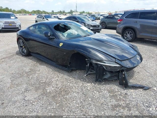 2021 FERRARI ROMA 1