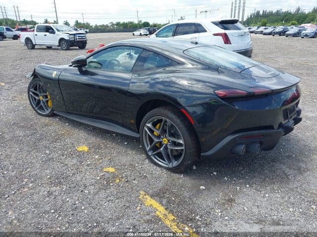 2021 FERRARI ROMA 3