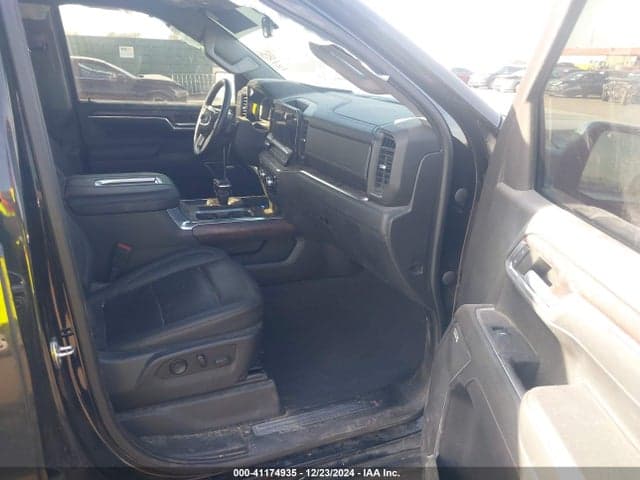 2022 GMC SIERRA 1500 4WD SHORT BOX SLT 5