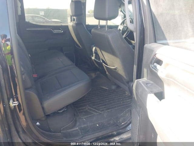 2022 GMC SIERRA 1500 4WD SHORT BOX SLT 8
