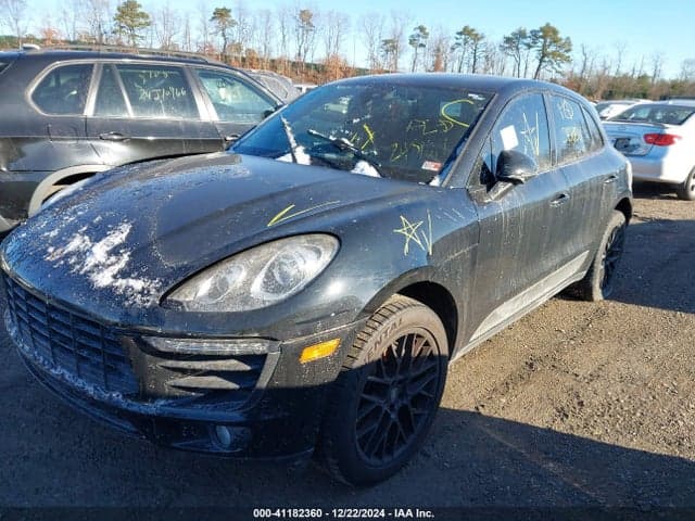 2018 PORSCHE MACAN 2