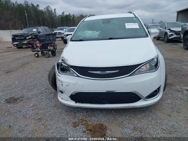 2017 CHRYSLER PACIFICA TOURING-L PLUS 6