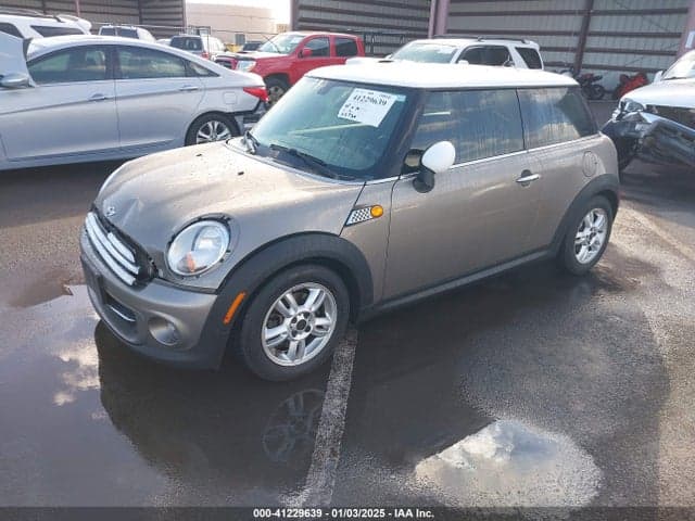 2012 MINI COOPER 2