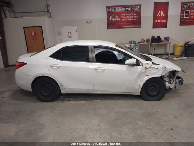 2017 TOYOTA COROLLA LE 14