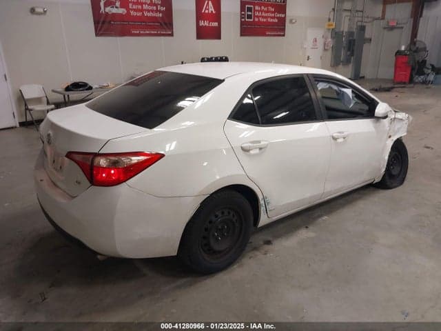 2017 TOYOTA COROLLA LE 4