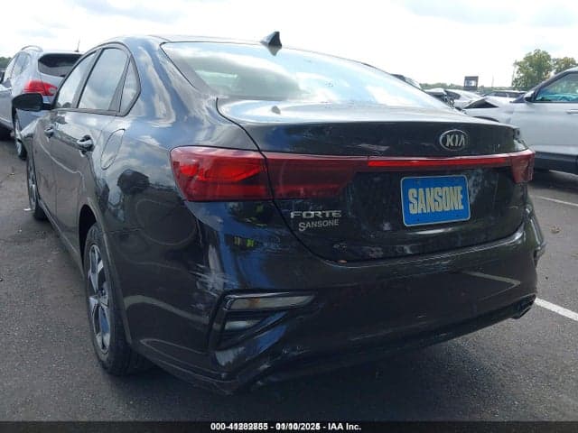 2021 KIA FORTE LXS 3