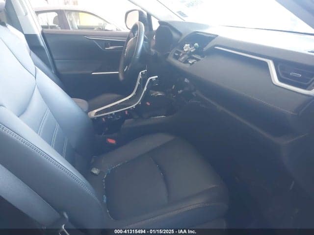 2023 TOYOTA RAV4 HYBRID XLE PREMIUM 5