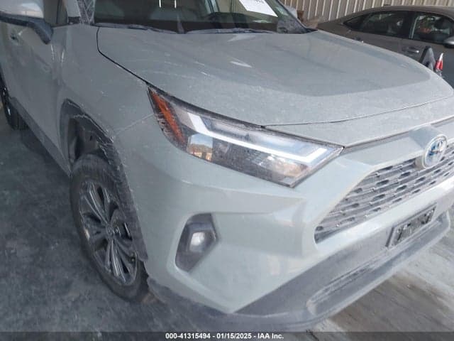 2023 TOYOTA RAV4 HYBRID XLE PREMIUM 6