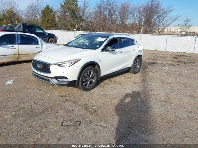 2017 INFINITI QX30 PREMIUM 2