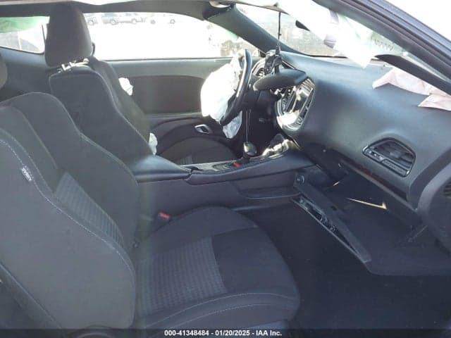2021 DODGE CHALLENGER R/T 5