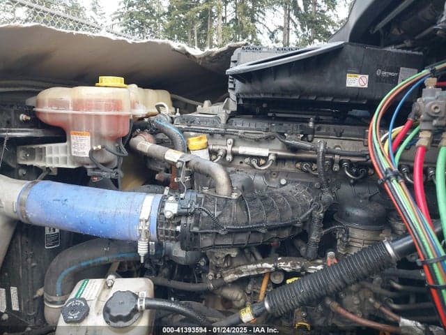2022 FREIGHTLINER NEW CASCADIA 126 10