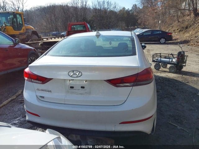 2018 HYUNDAI ELANTRA SEL 17