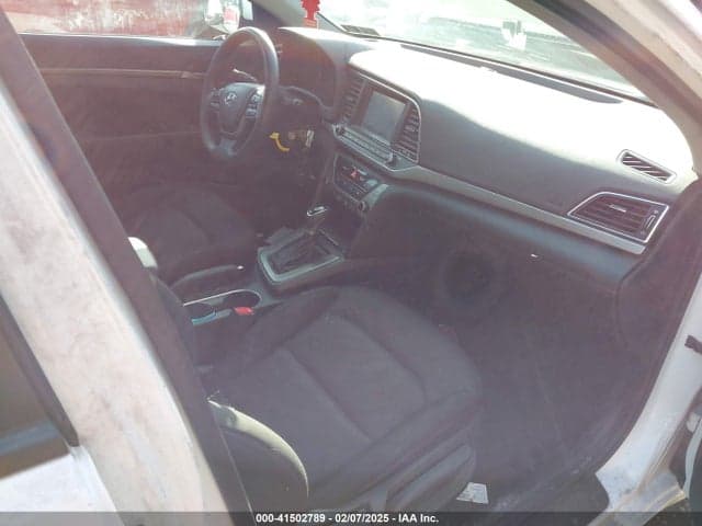 2018 HYUNDAI ELANTRA SEL 5