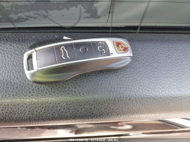 2019 PORSCHE CAYENNE 11