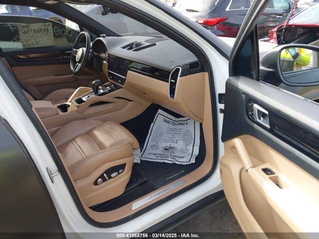 2019 PORSCHE CAYENNE 5