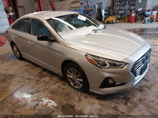 2018 HYUNDAI SONATA SE 1