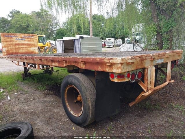 1900 TRAILER TRAILER 3